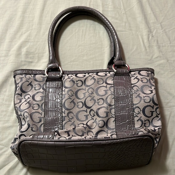 BUNDLE WITH A WALLET AND SAVE - Guess Grey Canvas Purse - Picture 5 of 12